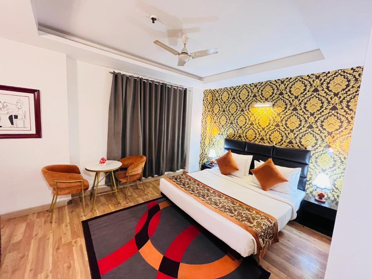 Hotel At Residency Kaushambi Couple Friendly Ghaziabad Luaran gambar