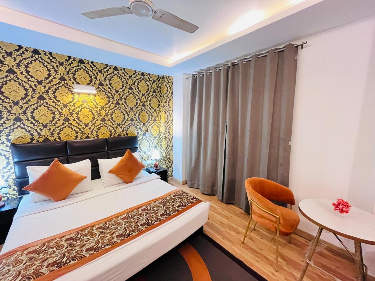 Hotel At Residency Kaushambi Couple Friendly Ghaziabad Luaran gambar