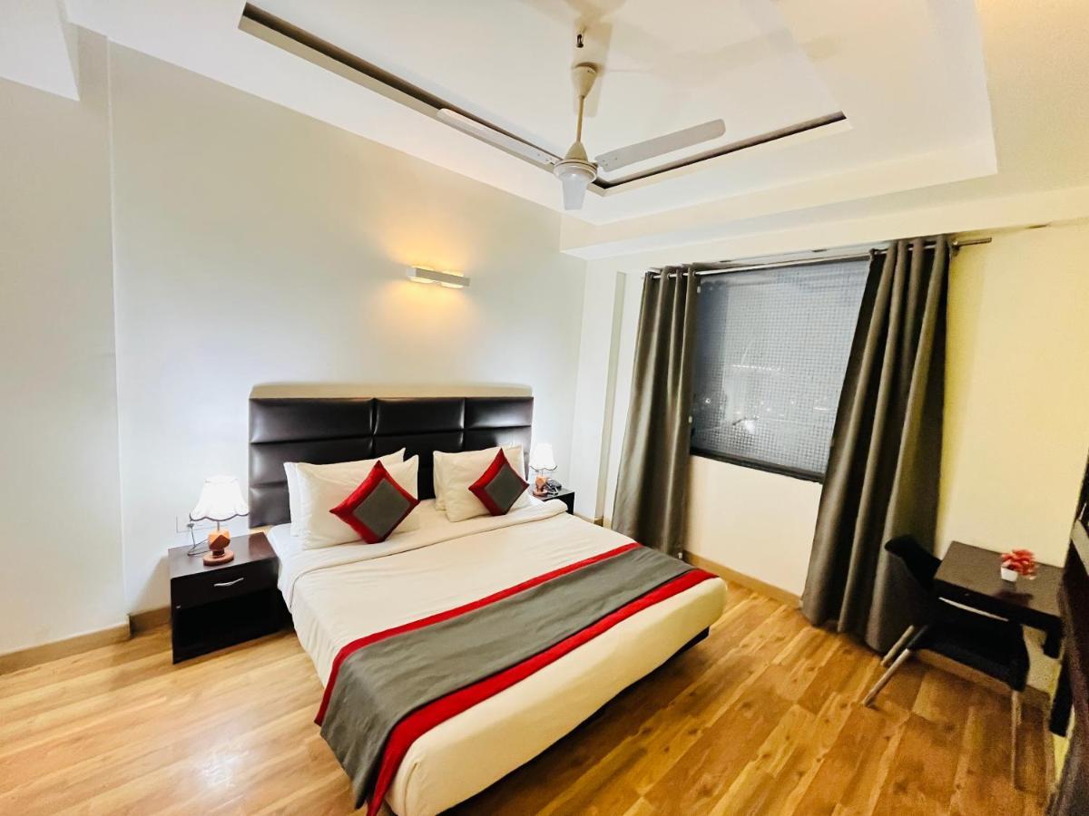Hotel At Residency Kaushambi Couple Friendly Ghaziabad Luaran gambar