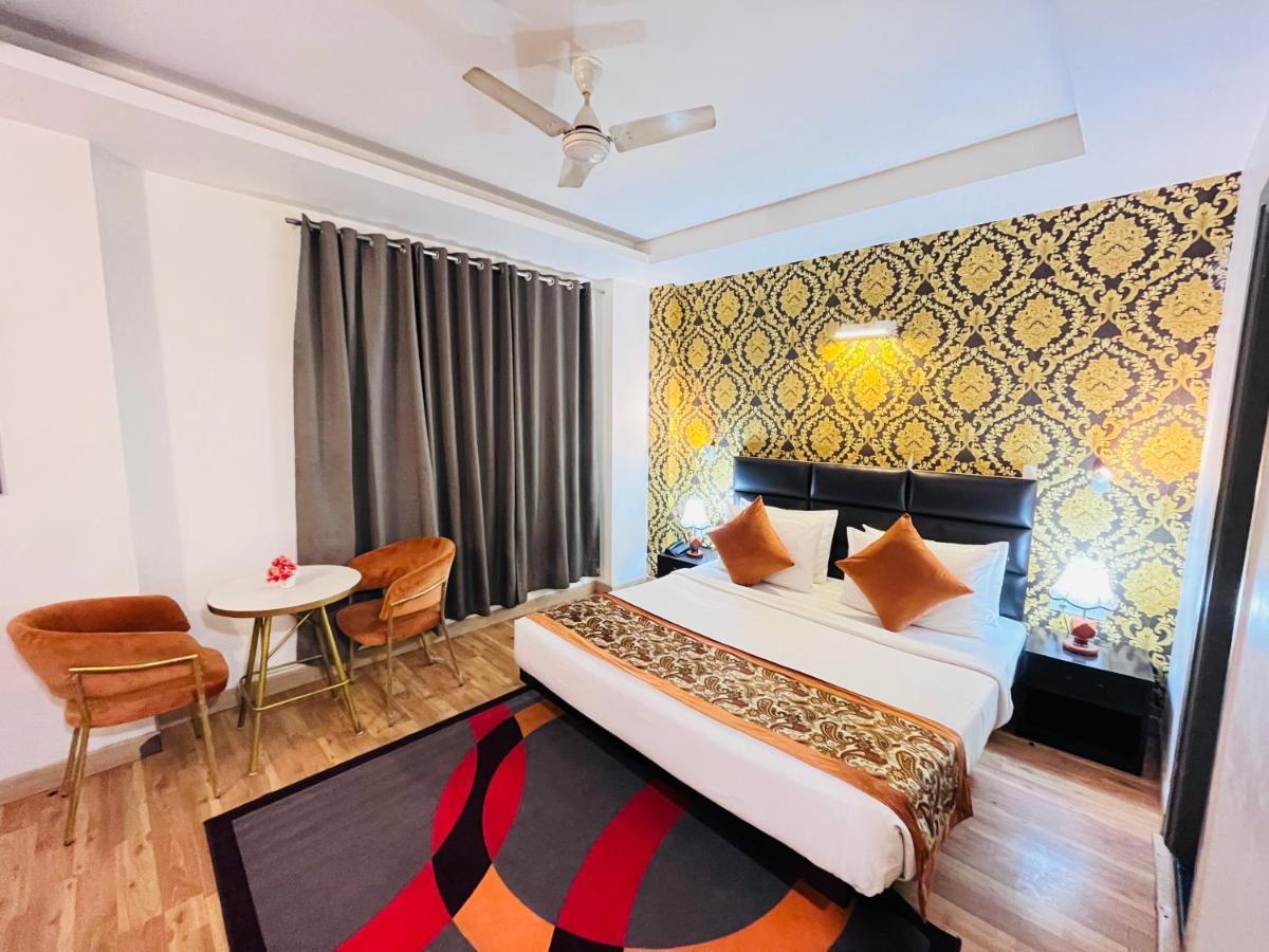 Hotel At Residency Kaushambi Couple Friendly Ghaziabad Luaran gambar