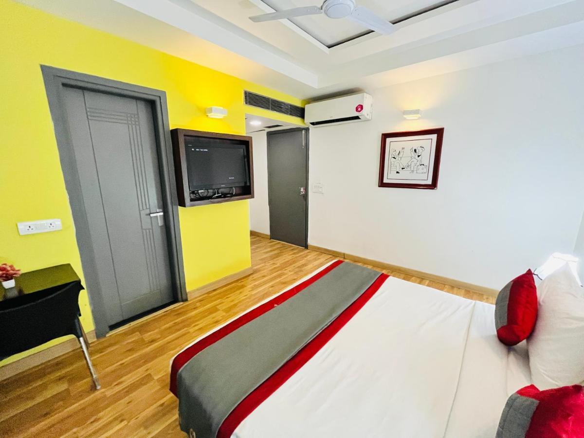 Hotel At Residency Kaushambi Couple Friendly Ghaziabad Luaran gambar