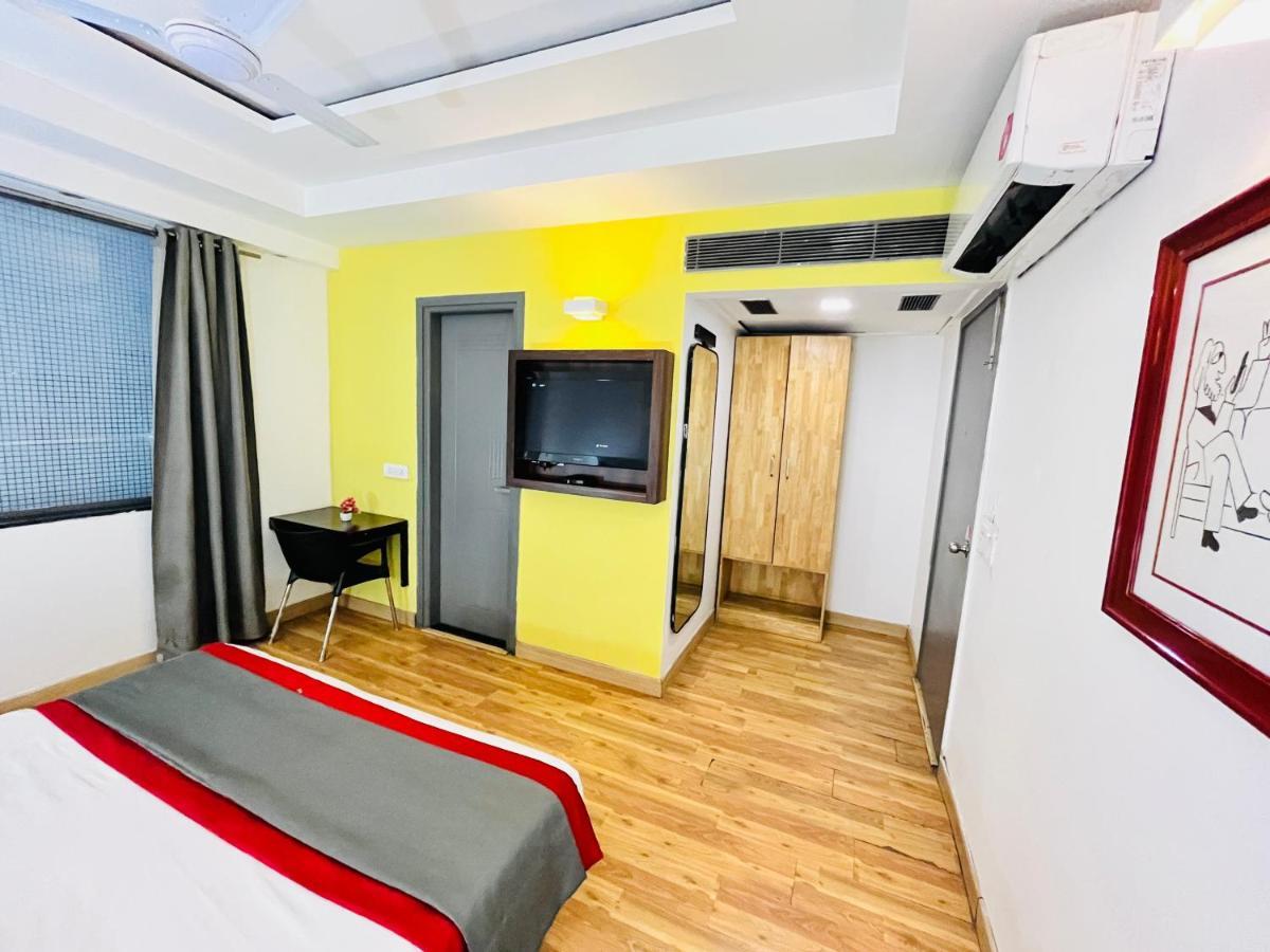 Hotel At Residency Kaushambi Couple Friendly Ghaziabad Luaran gambar